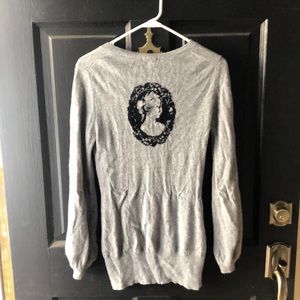 ❤️NOTICE Grey Long Sleeve V-Neck  (M)